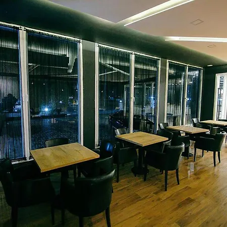 Rikuest Hotel