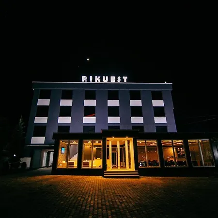 Rikuest קורצ'ה